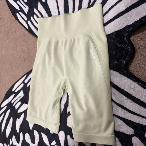 Gymshark Flex Cycling Shorts - Picture 4 of 5